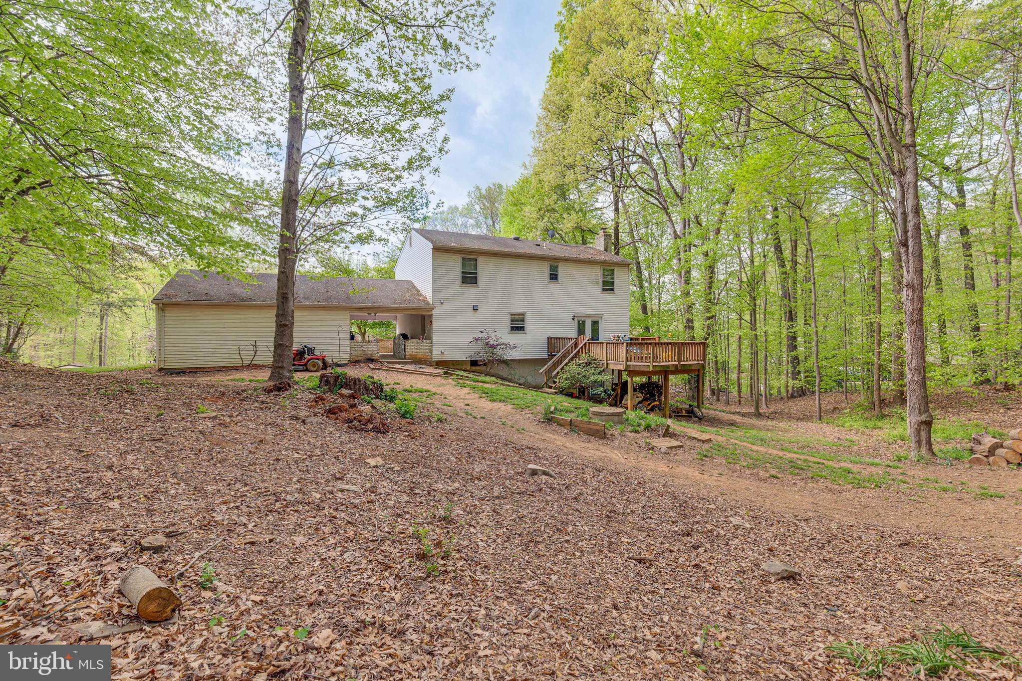 5364 Wade Ln