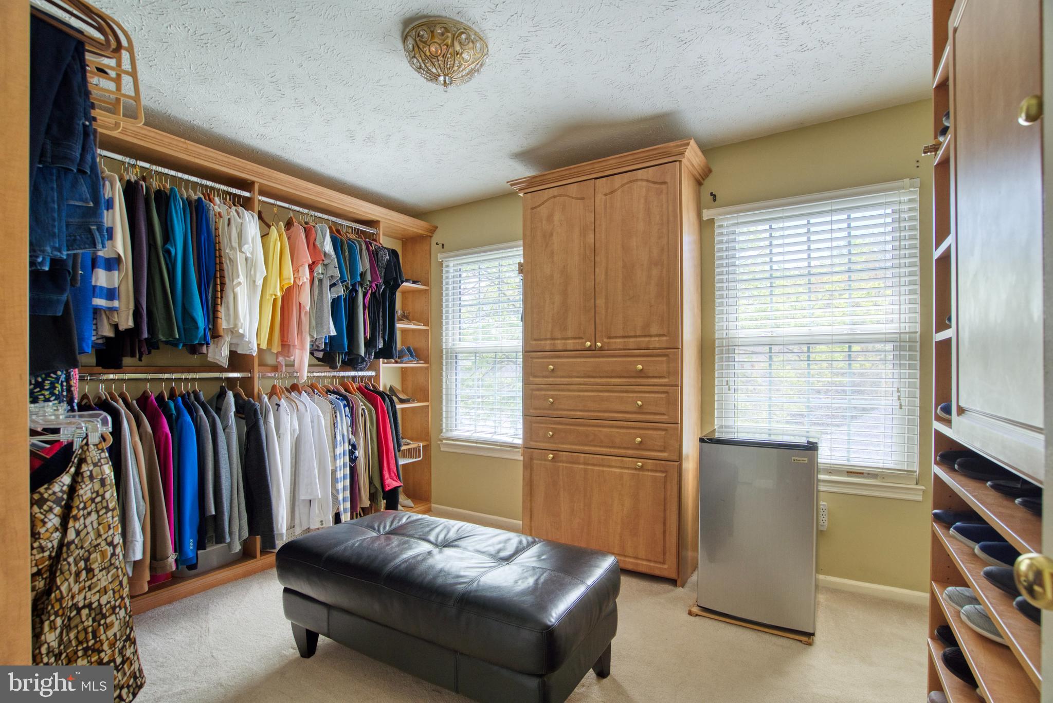 4686 Bonneville Ln