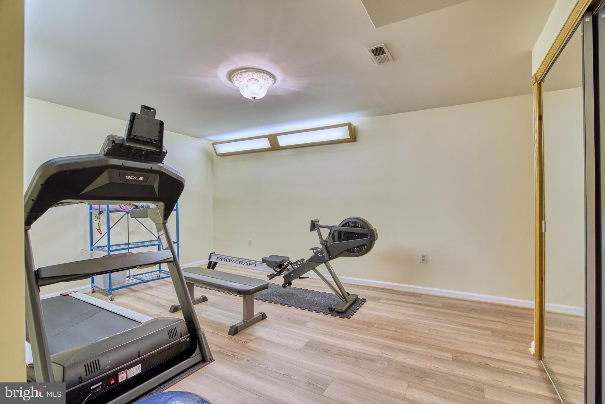 4686 Bonneville Ln