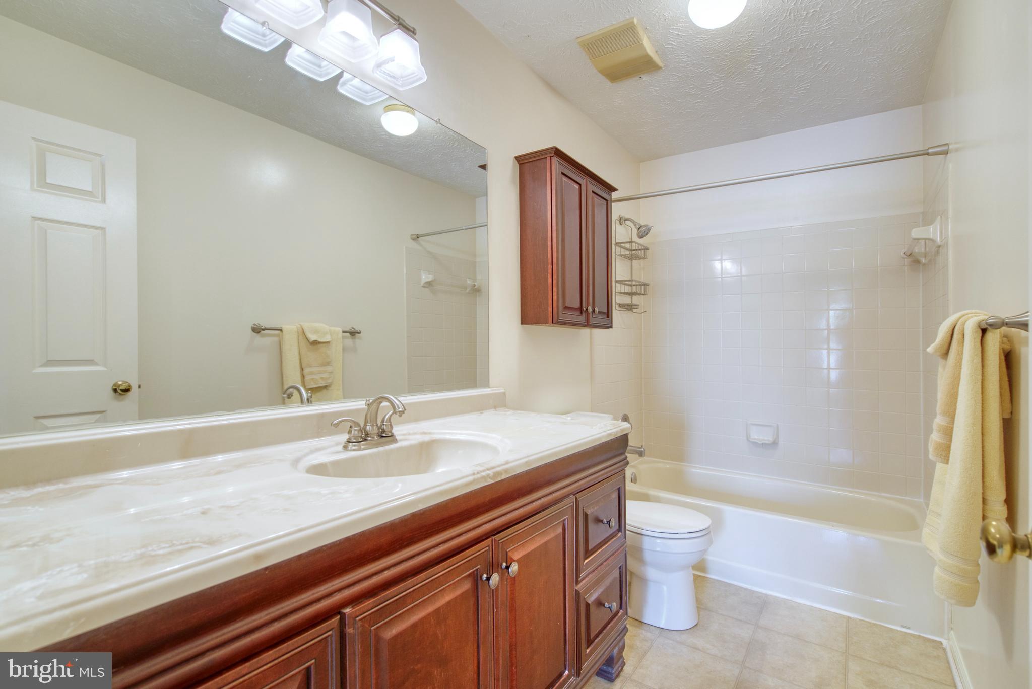 4686 Bonneville Ln