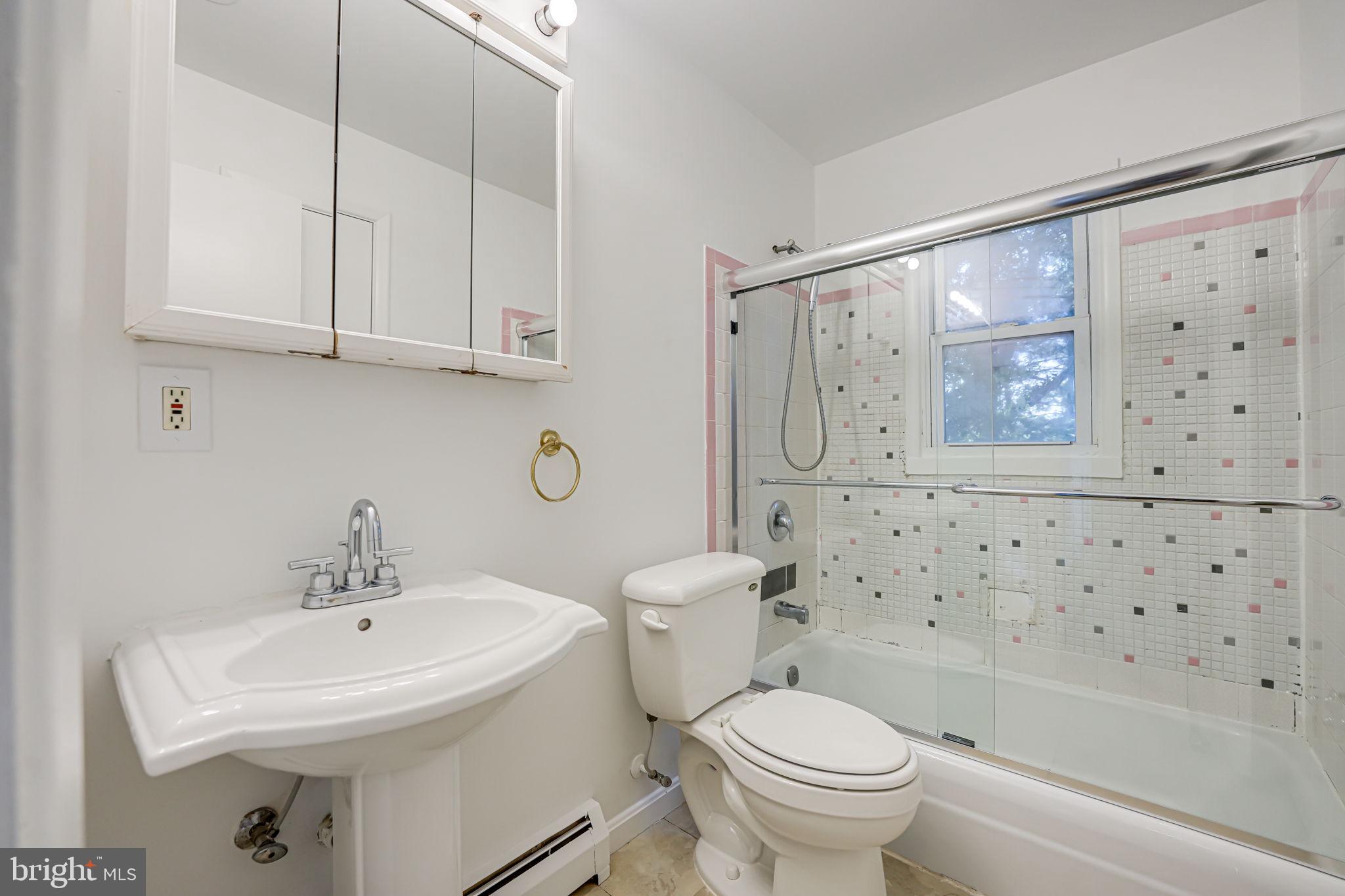 3200 Bayfield Dr