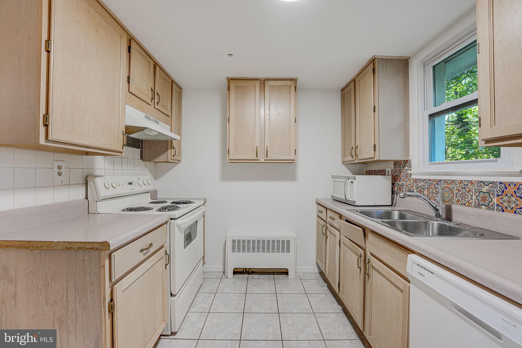 3200 Bayfield Dr
