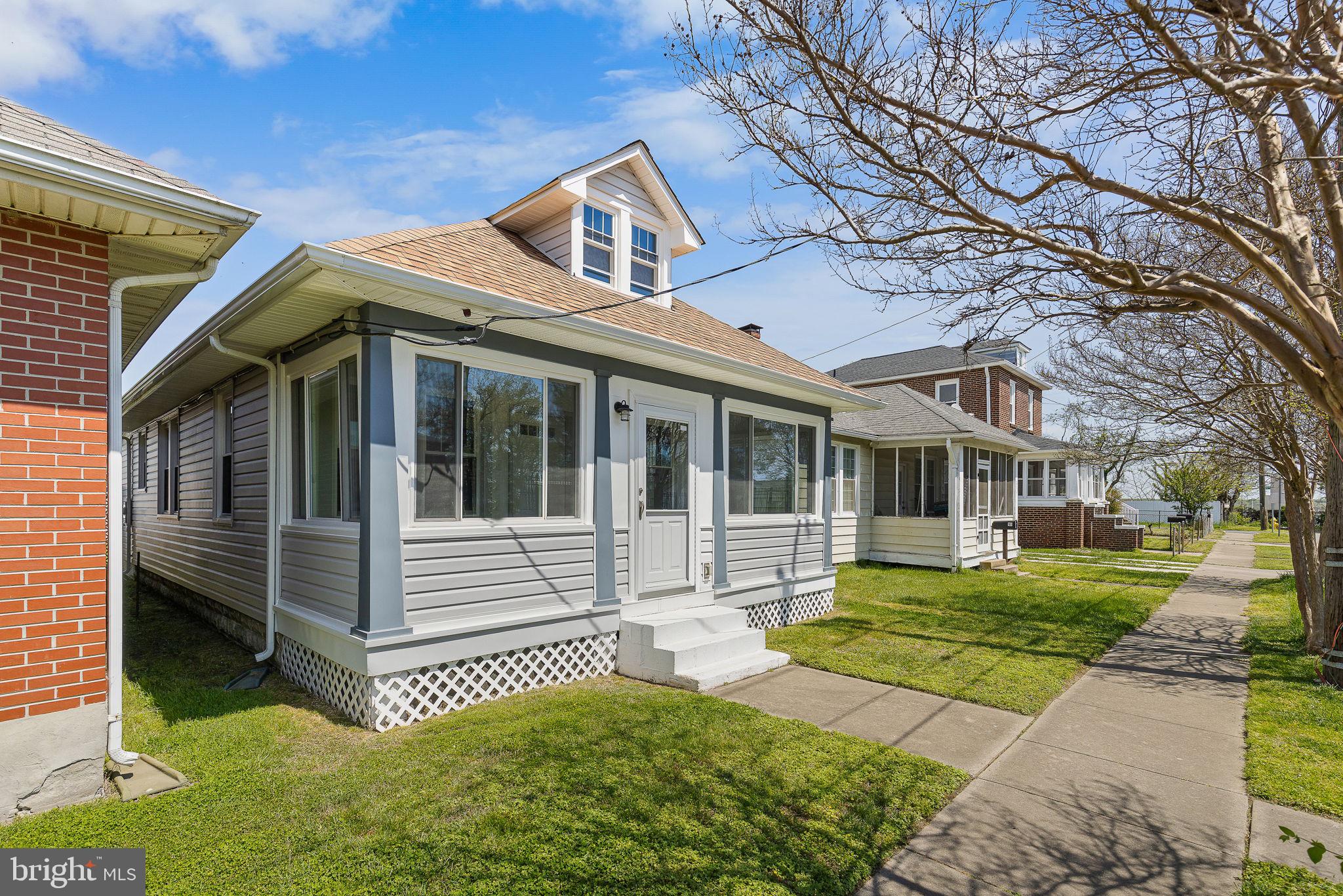 213 5th Ave