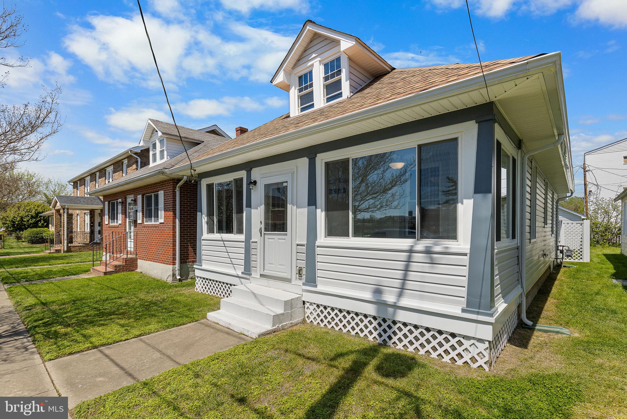 213 5th Ave