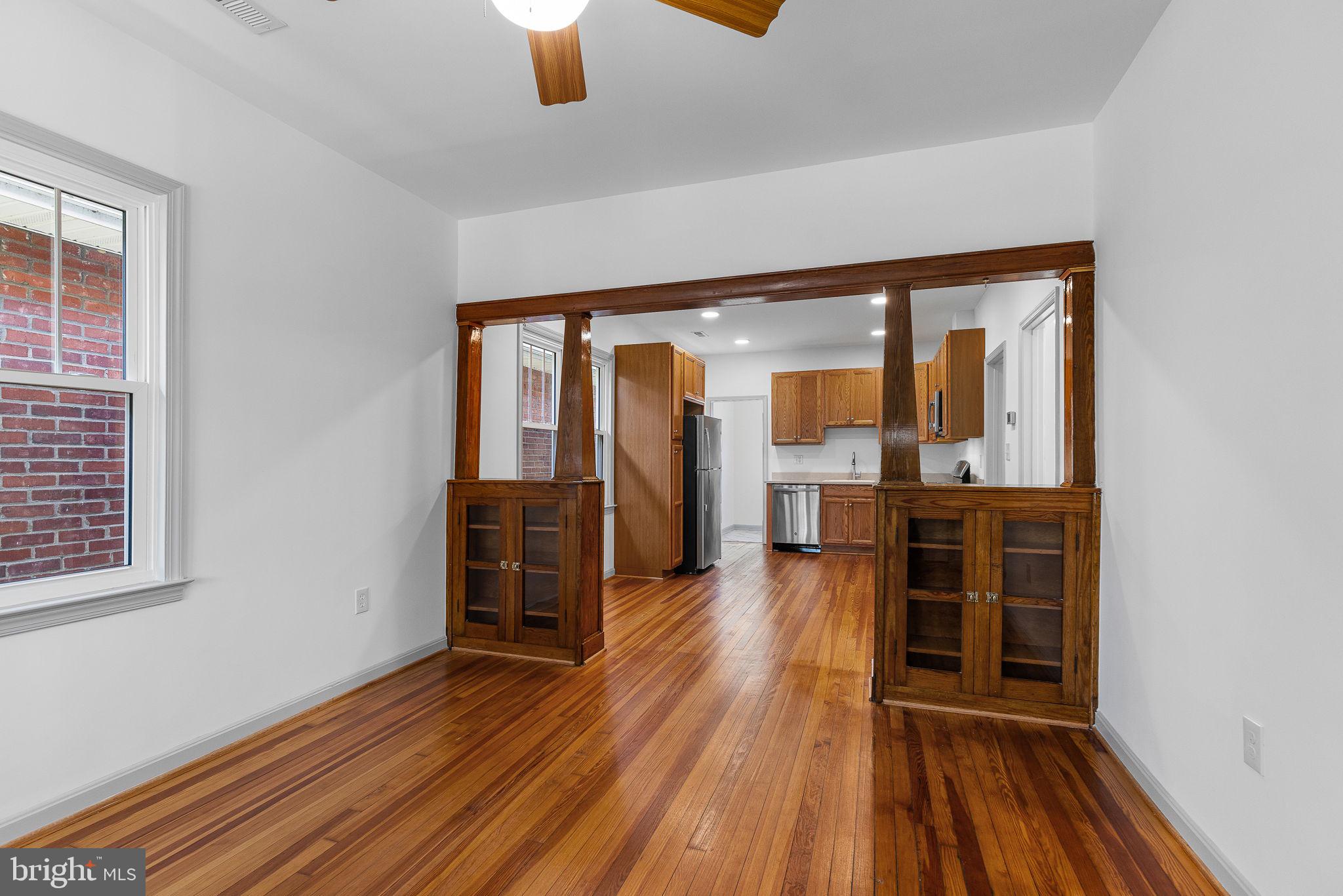 213 5th Ave