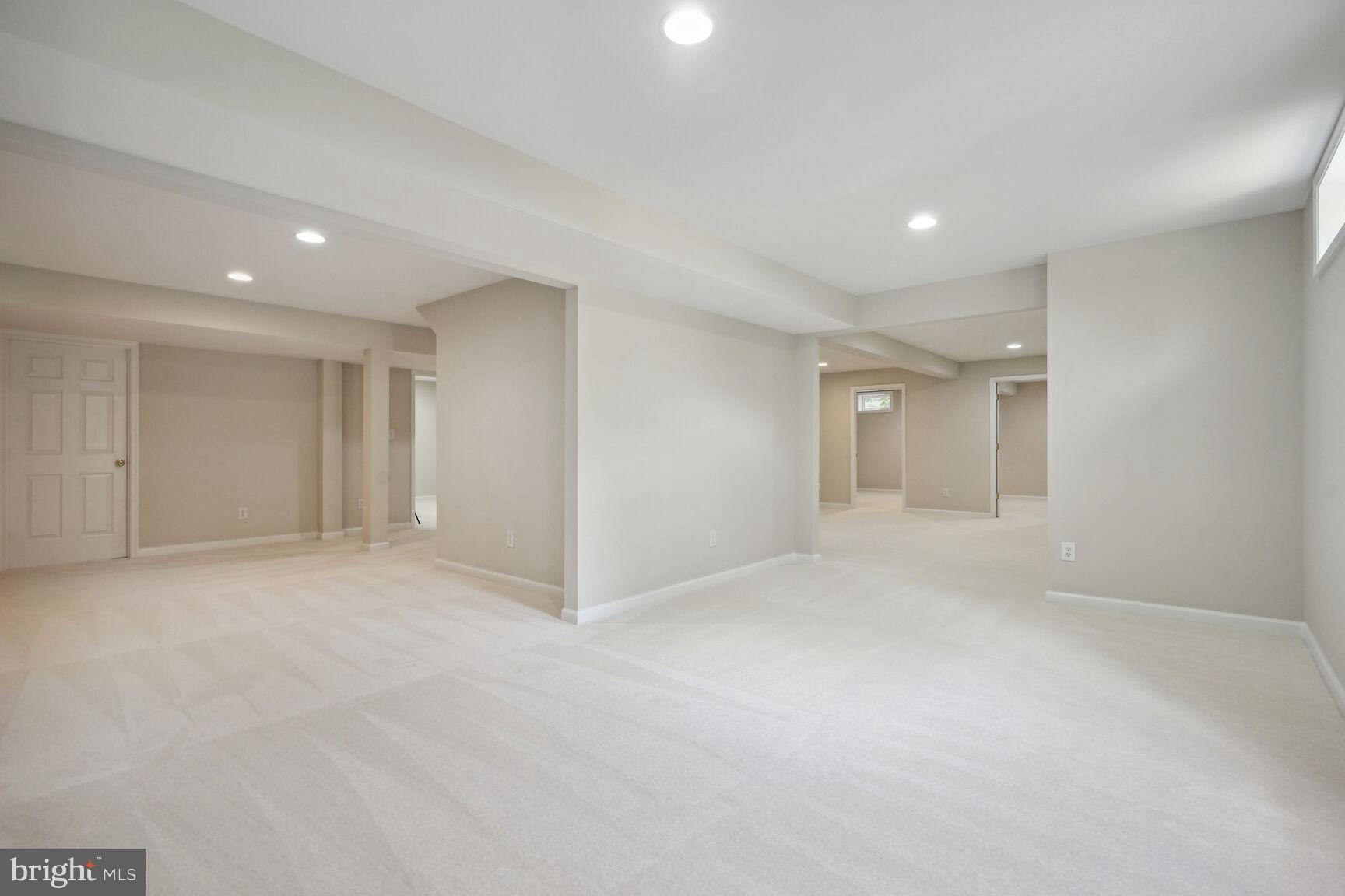 10236 Inchberry Ct