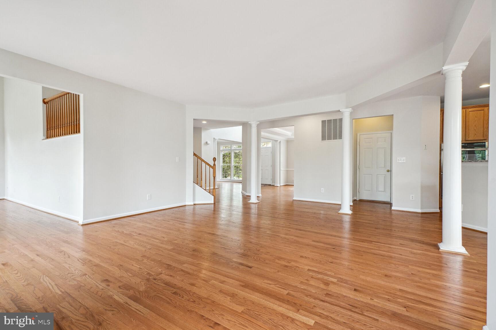 10236 Inchberry Ct