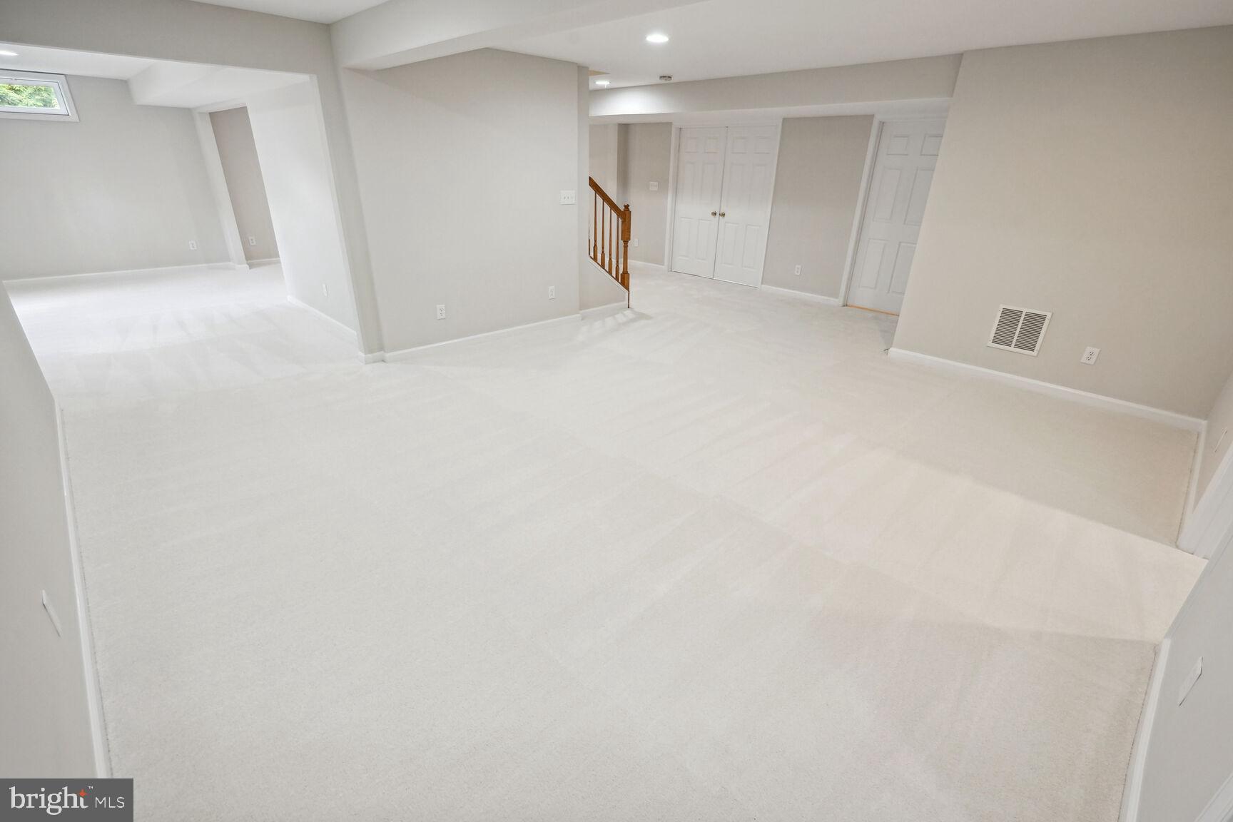 10236 Inchberry Ct
