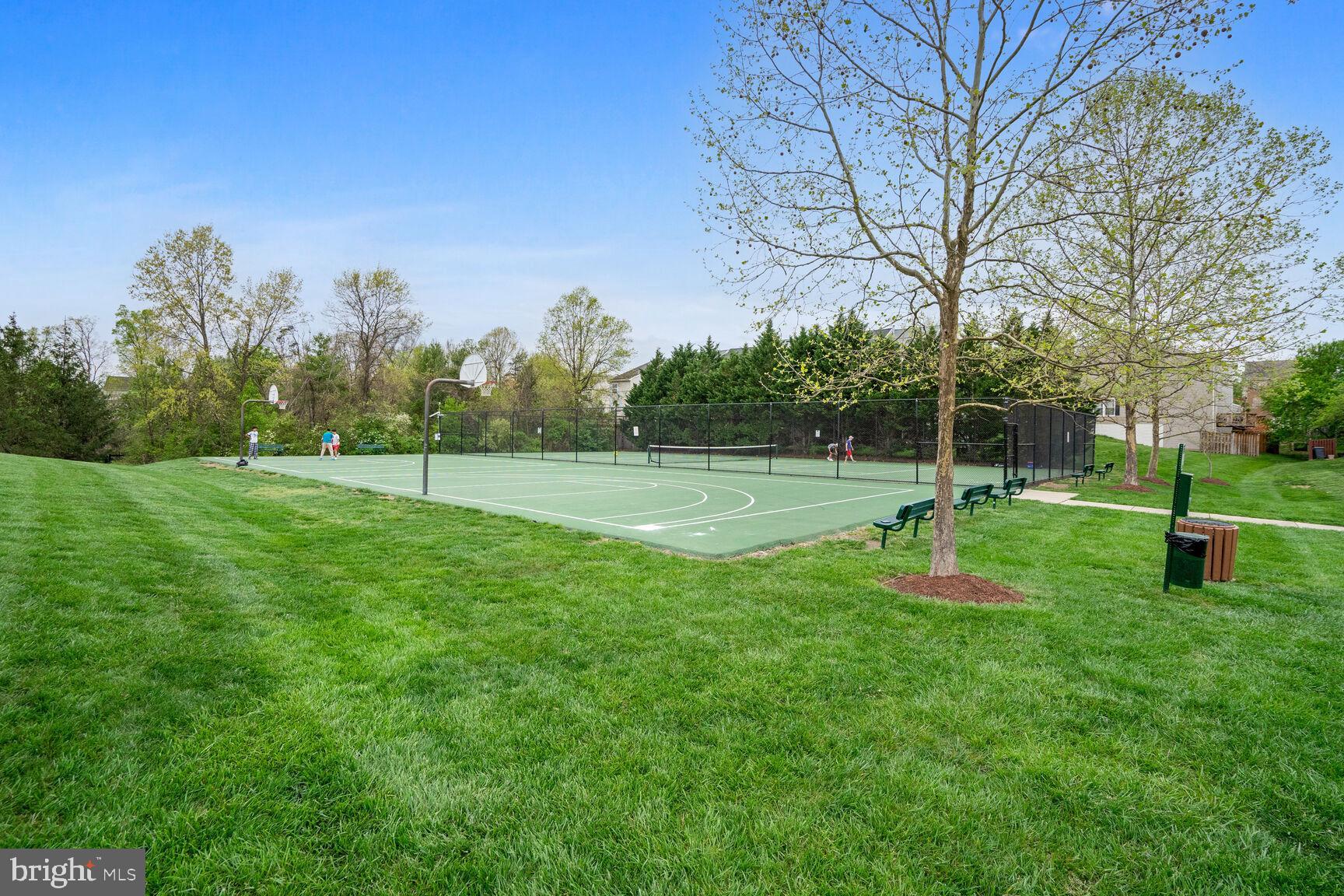 10236 Inchberry Ct