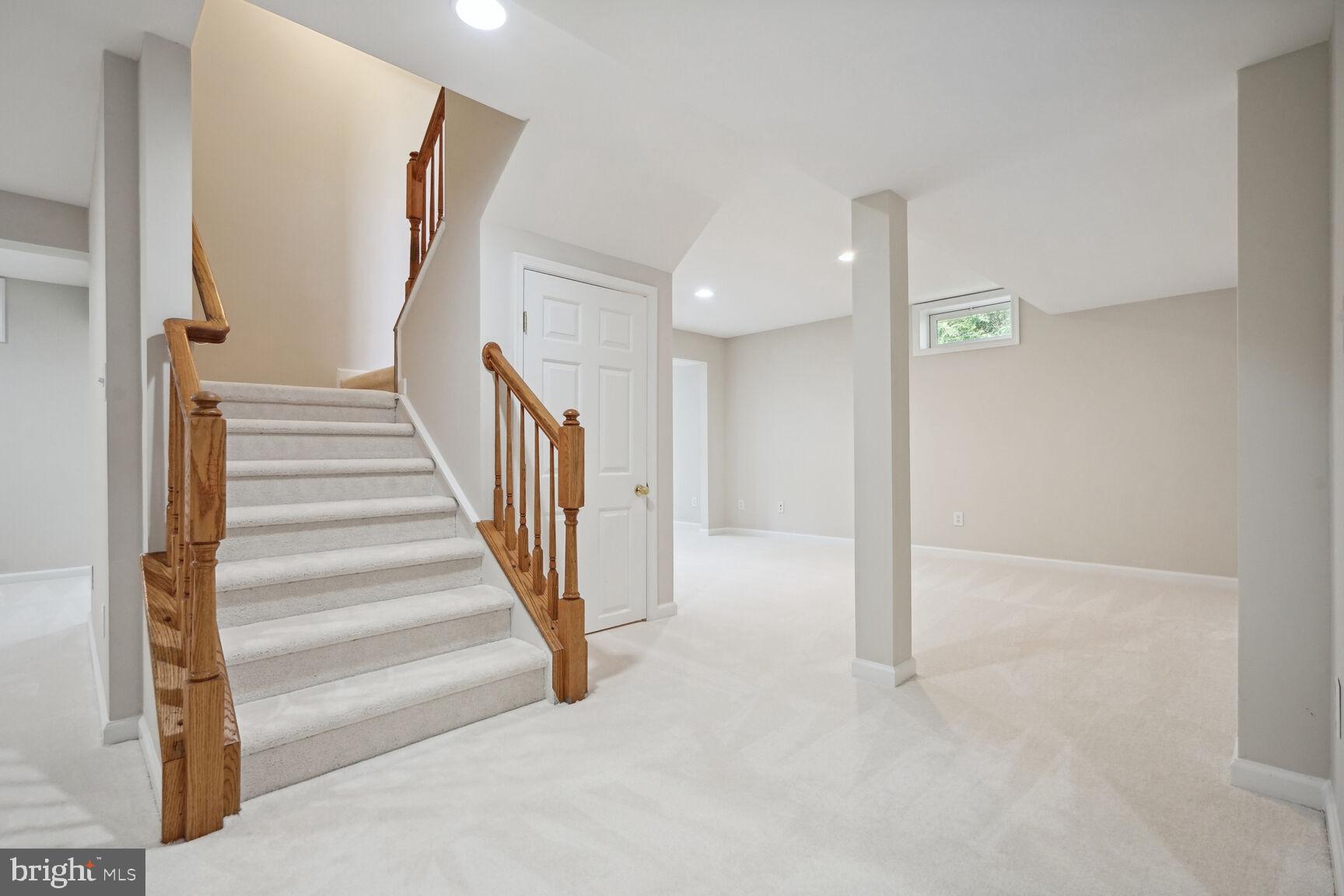 10236 Inchberry Ct
