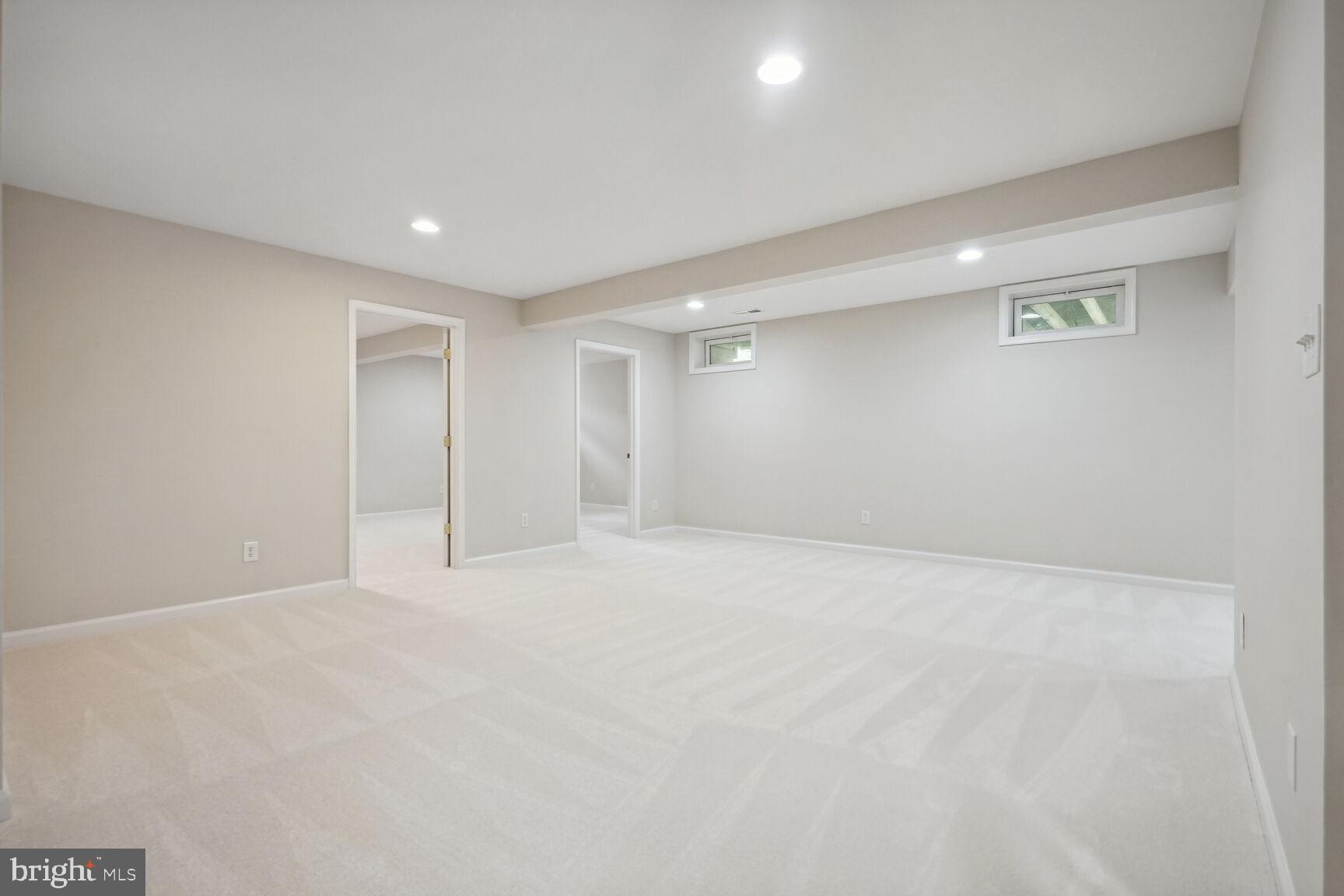 10236 Inchberry Ct
