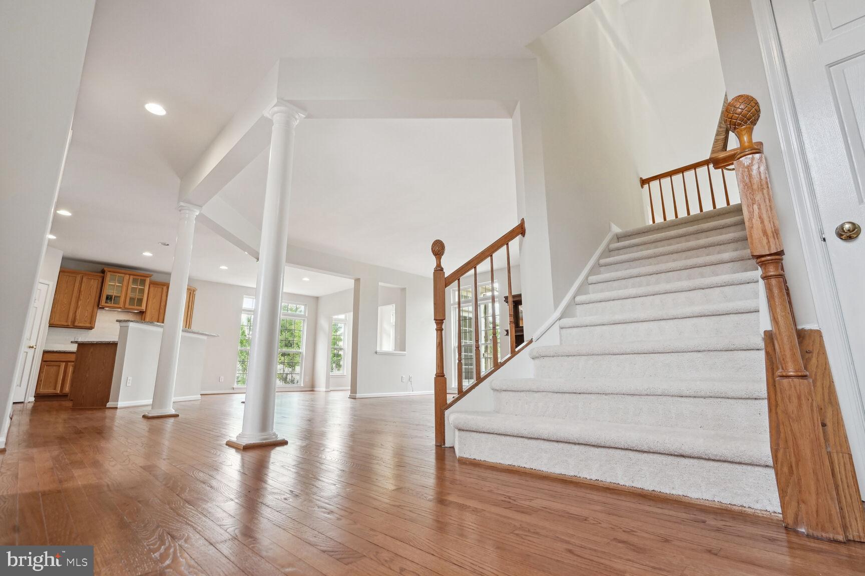 10236 Inchberry Ct