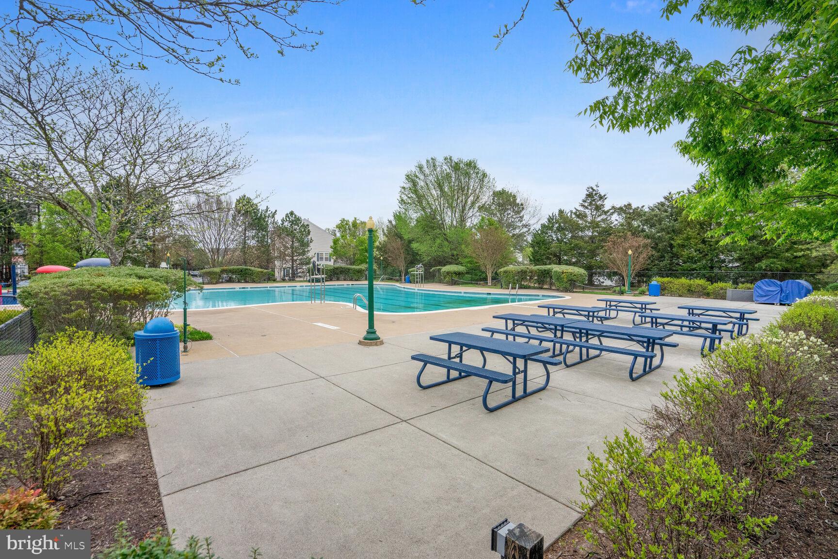 10236 Inchberry Ct