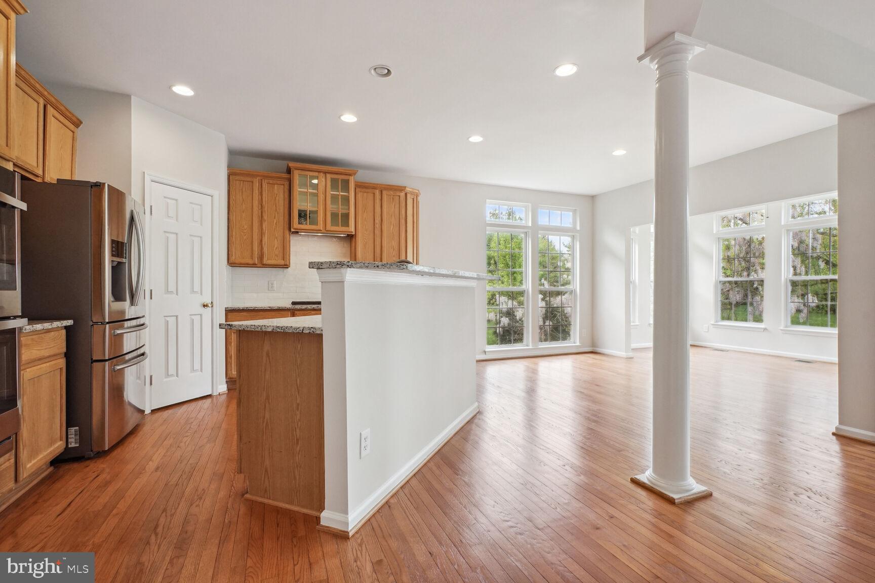 10236 Inchberry Ct