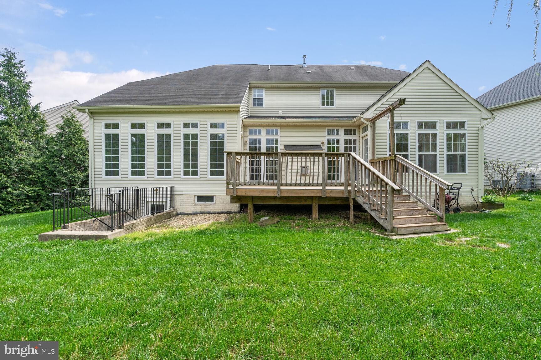 10236 Inchberry Ct