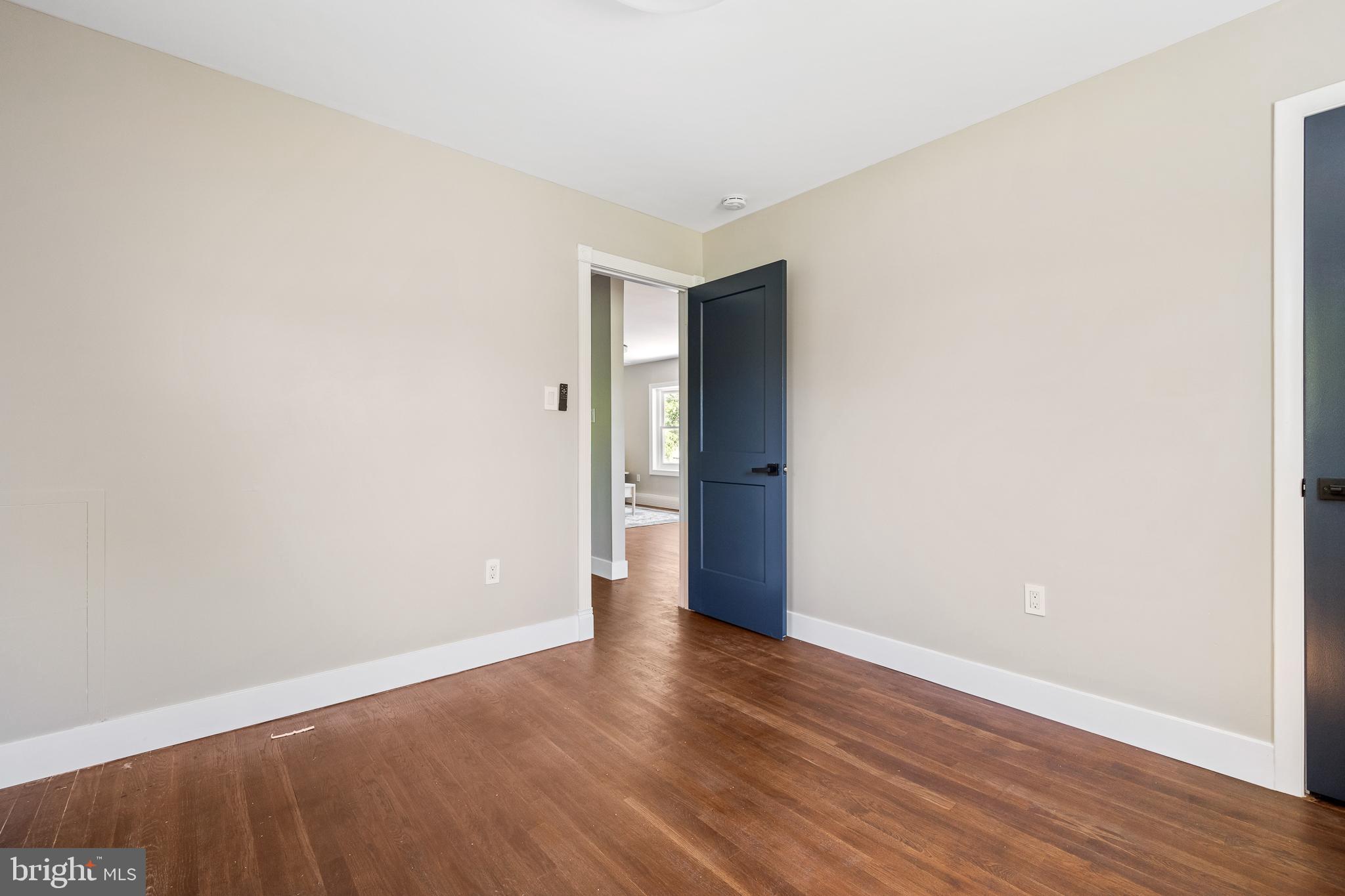 9438 Lafayette Ave