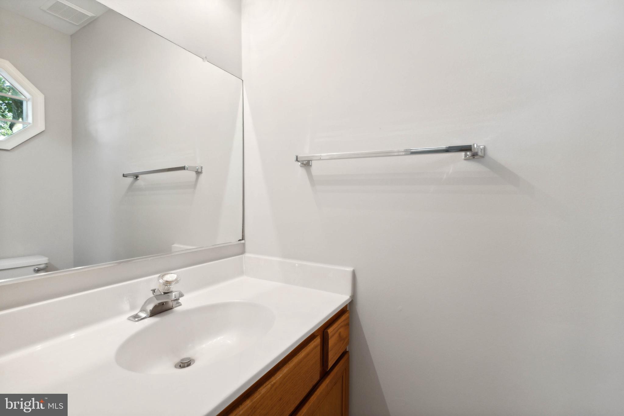5005 Buena Vista Dr