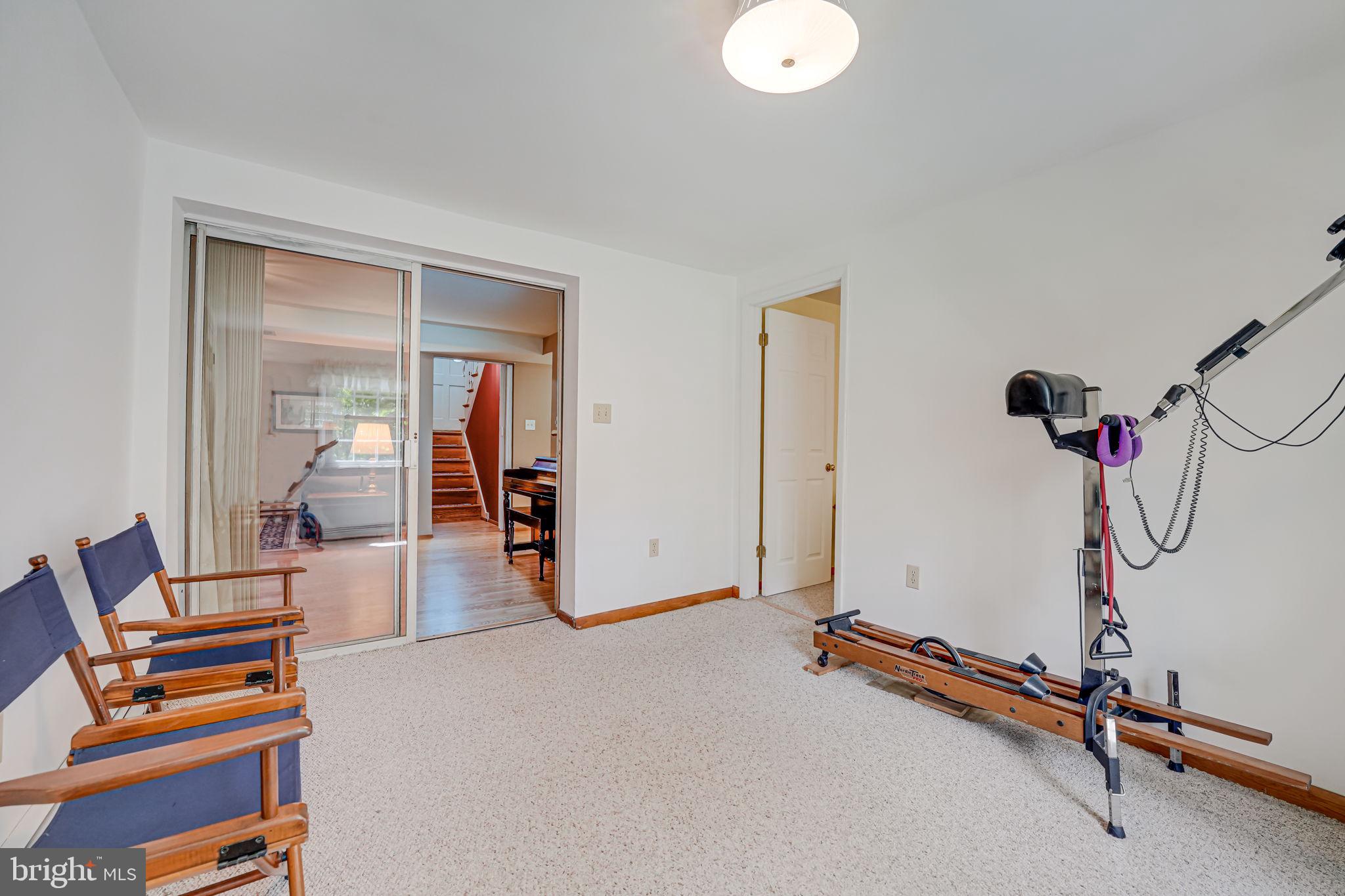 4325 Evergreen Dr