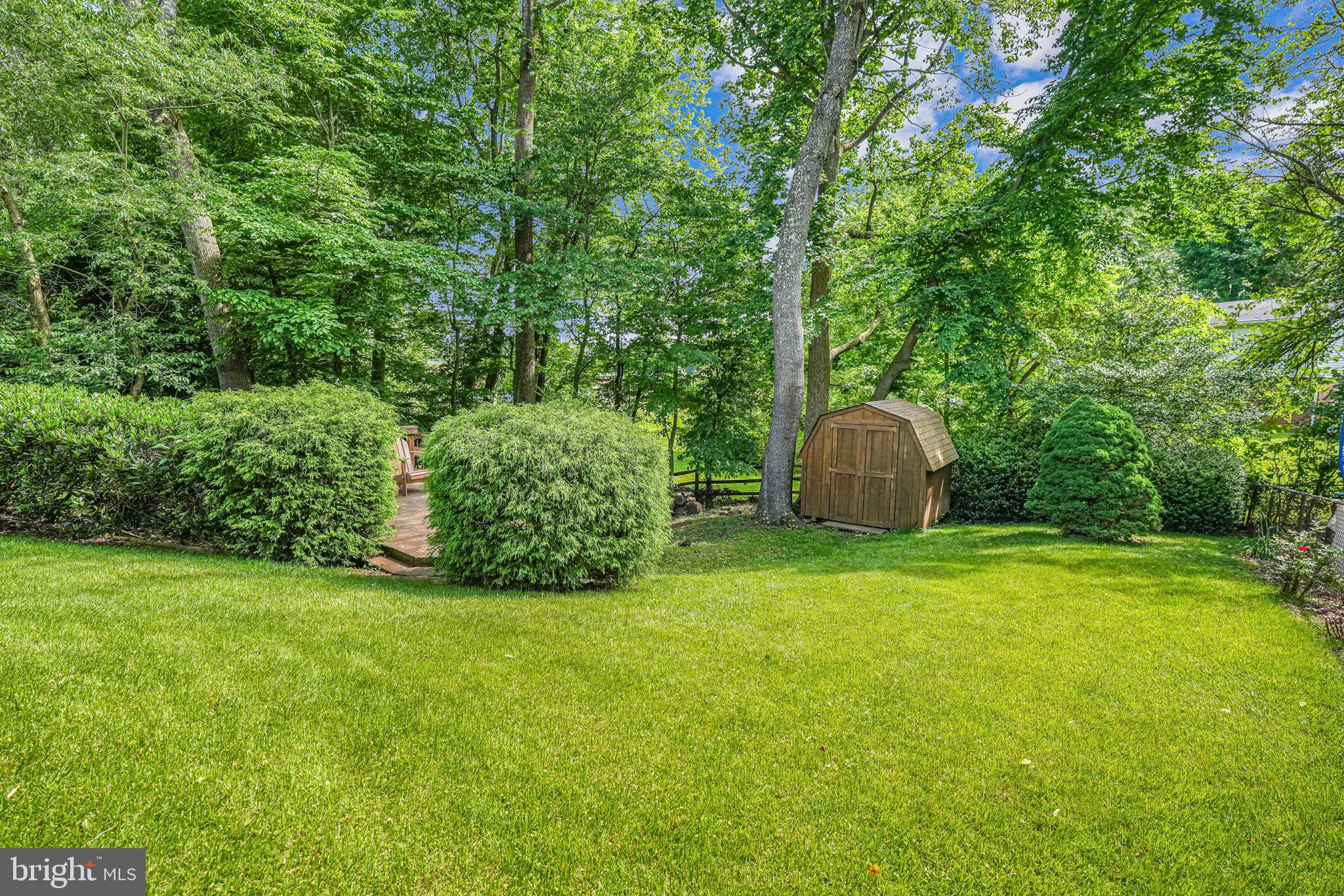 4325 Evergreen Dr