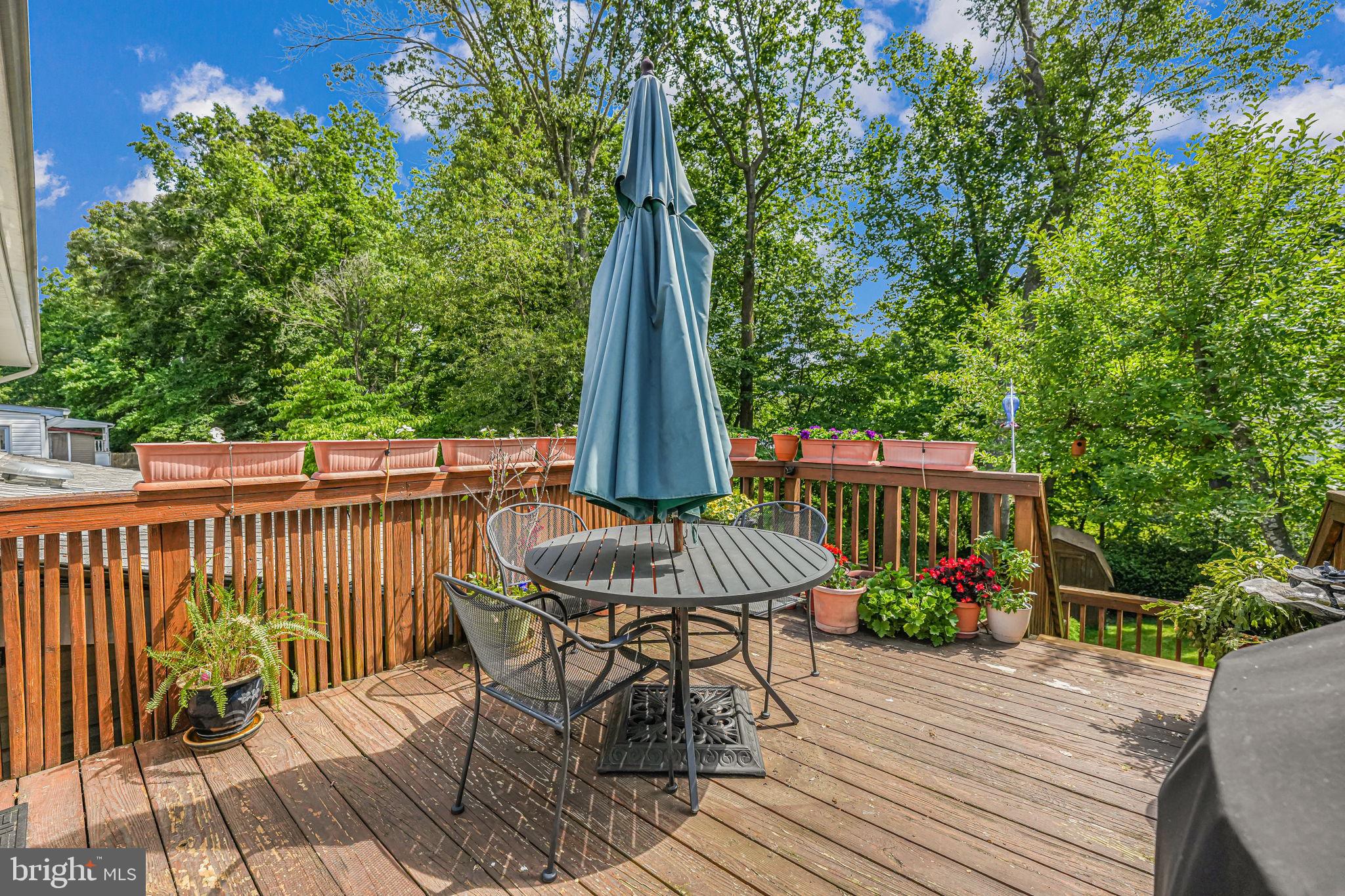 4325 Evergreen Dr