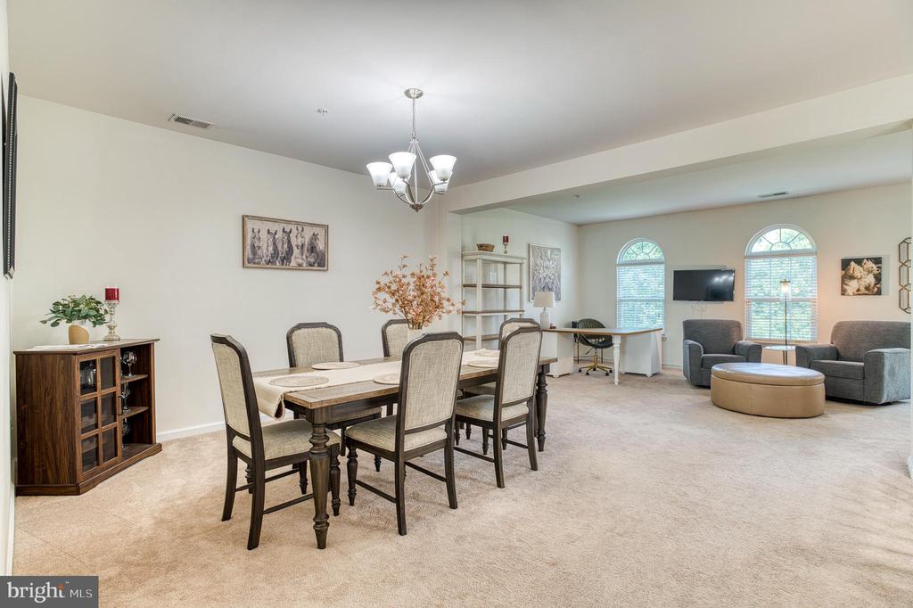 7396 BRUNSON CIRCLE
