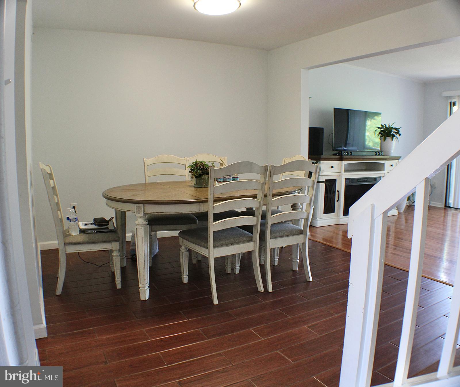 15384 Grist Mill Ter