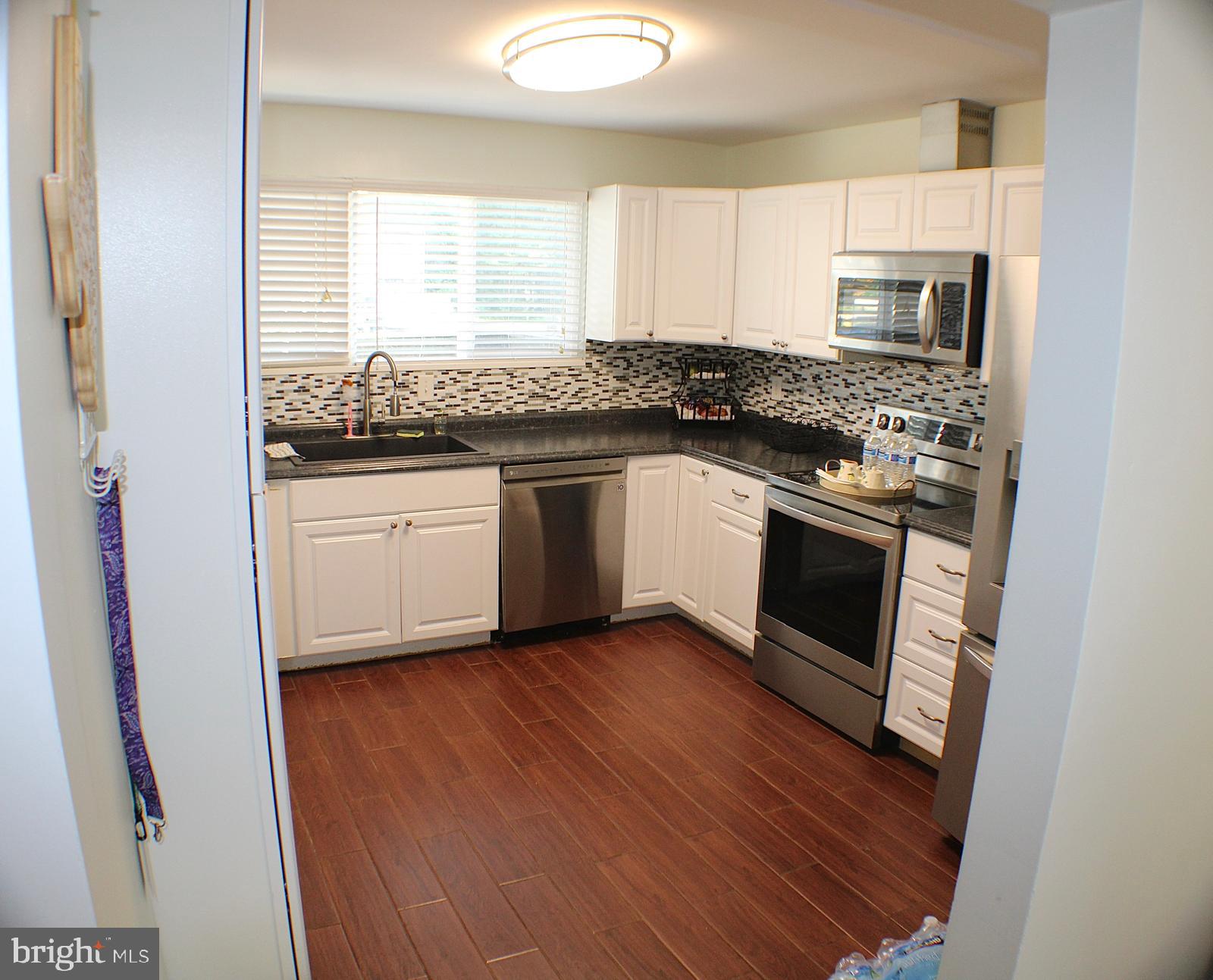 15384 Grist Mill Ter