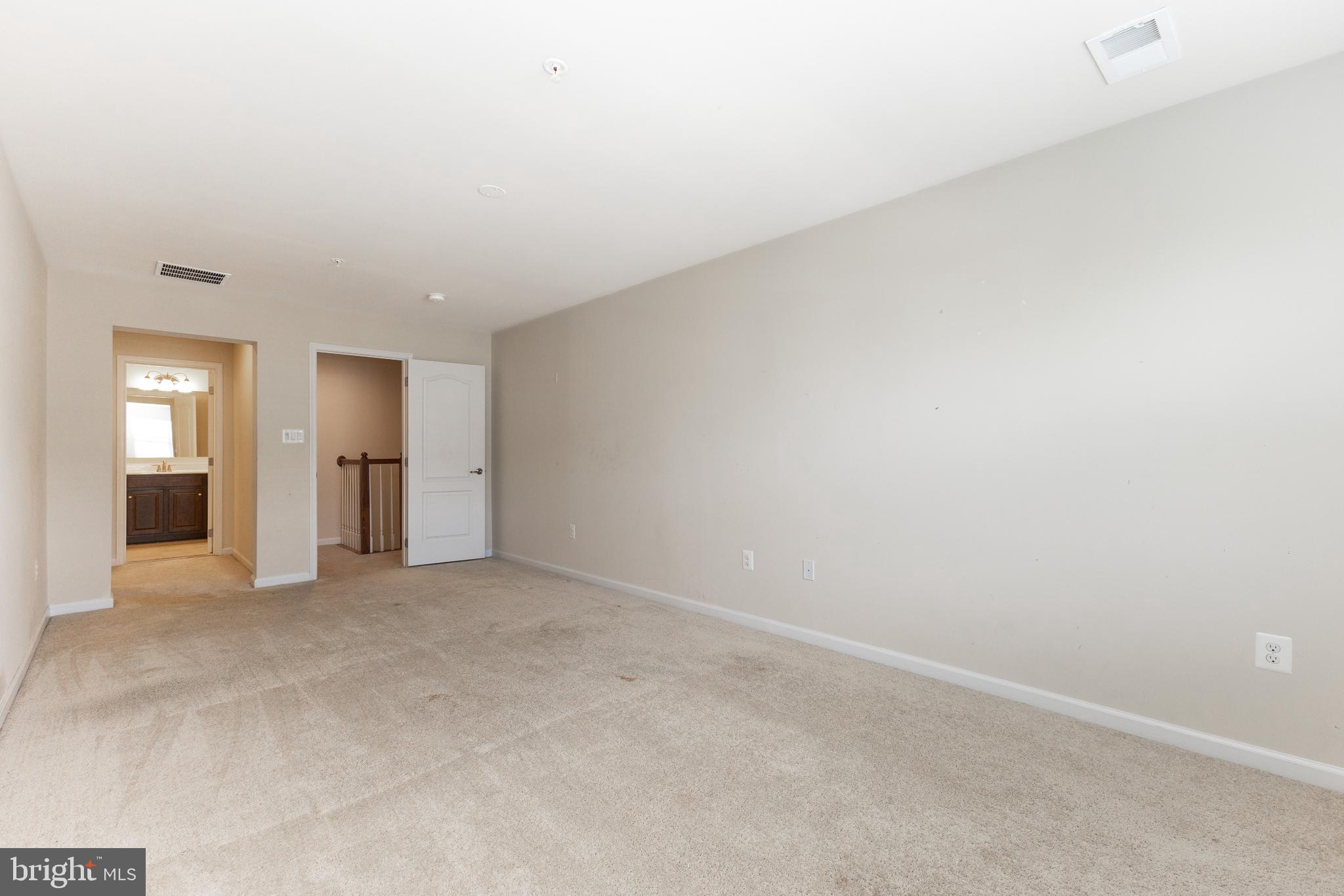 4922 Dane Ridge Cir