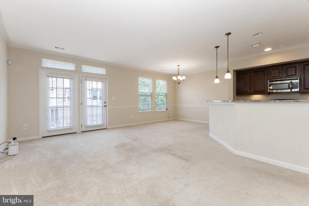4922 Dane Ridge Cir