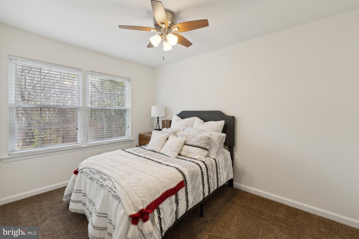 15325 WATERS EDGE CT