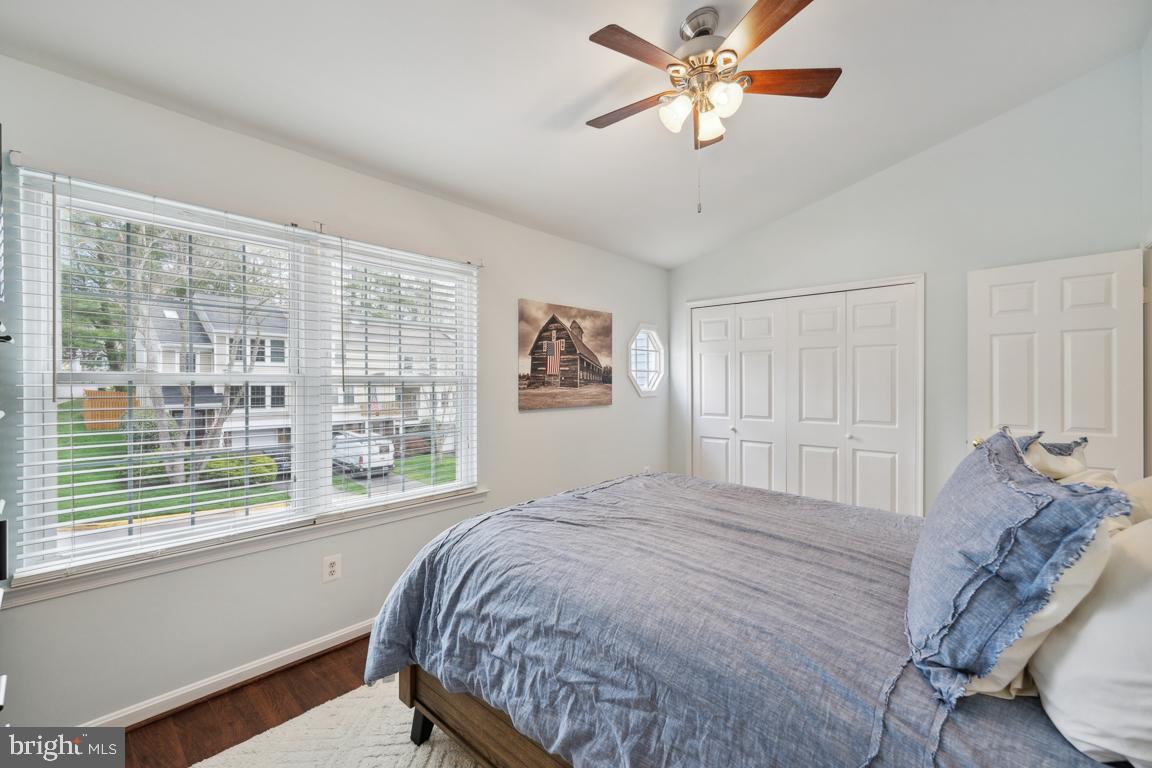 15325 WATERS EDGE CT