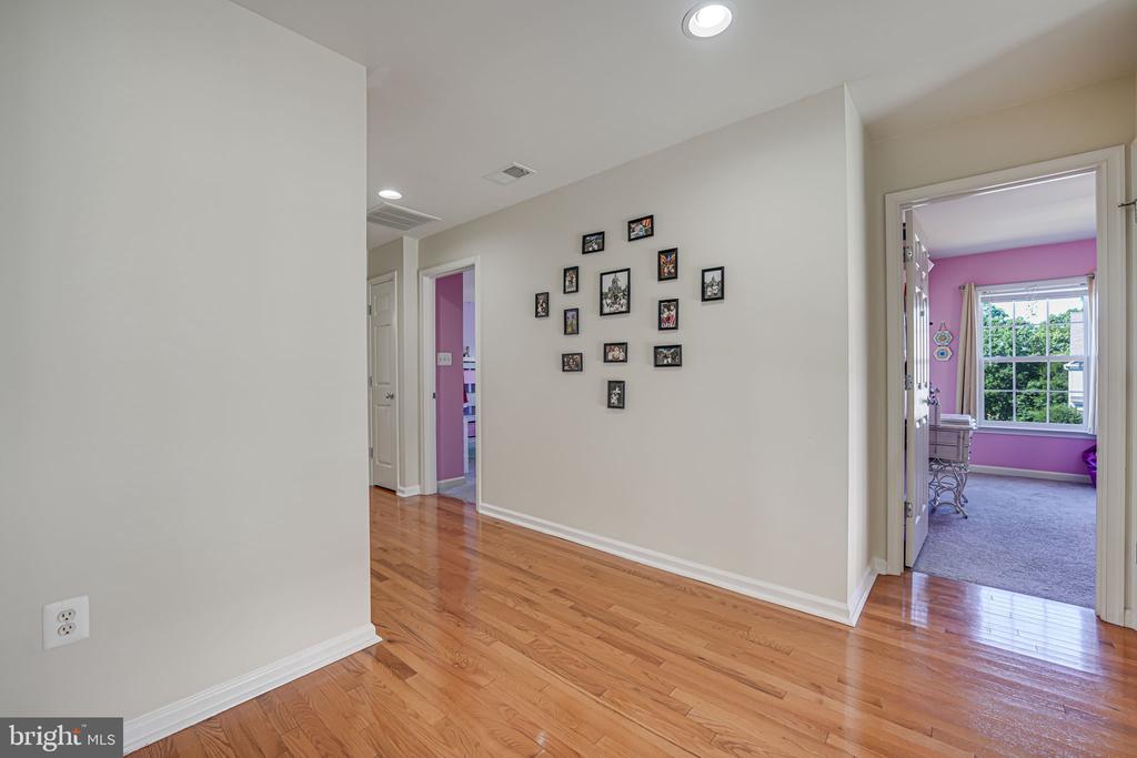 18931 Highland Park Dr