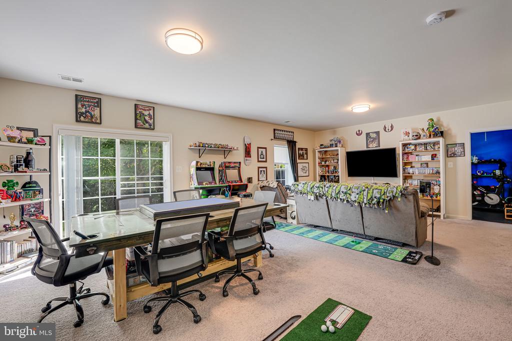 18931 Highland Park Dr