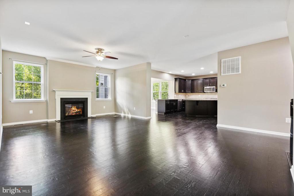18205 Jillian Ln
