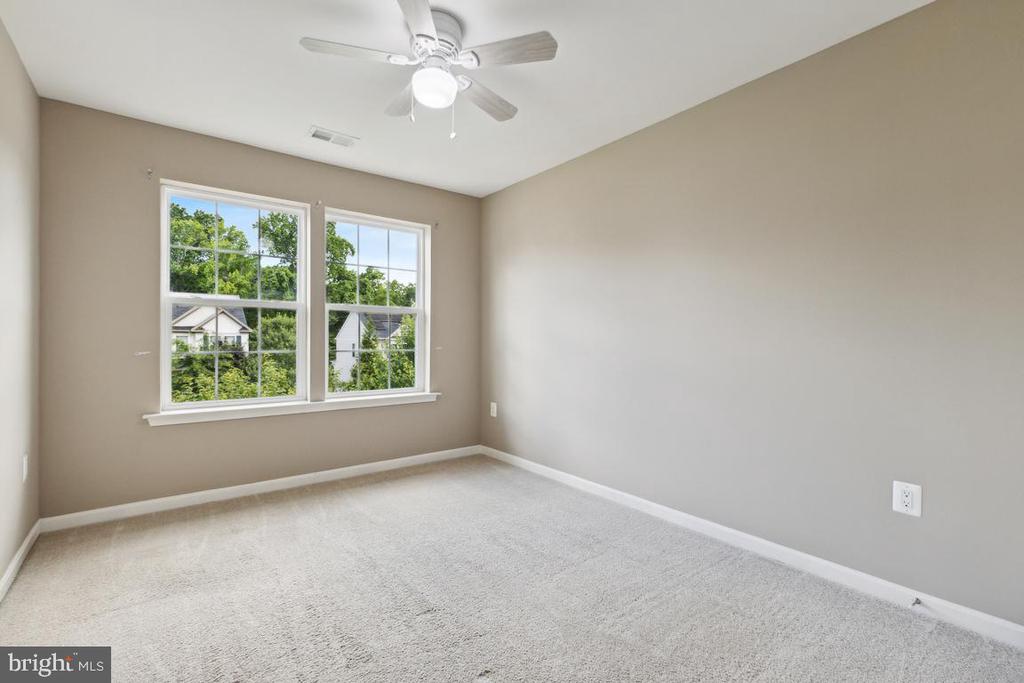 18205 Jillian Ln