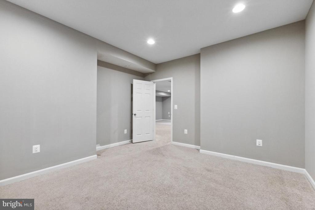 18205 Jillian Ln