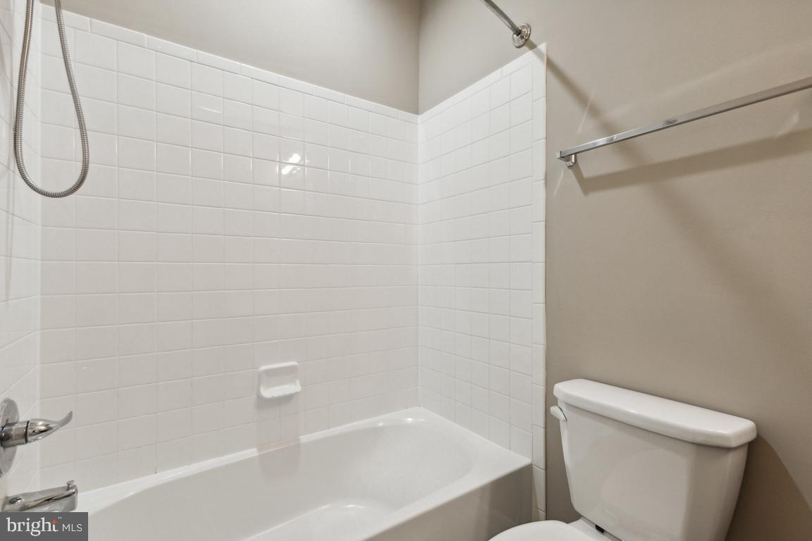 18205 Jillian Ln