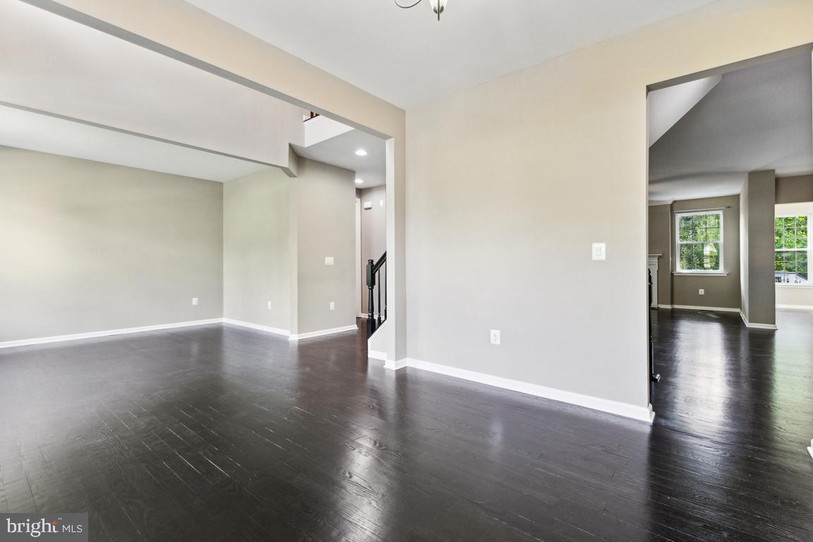 18205 Jillian Ln