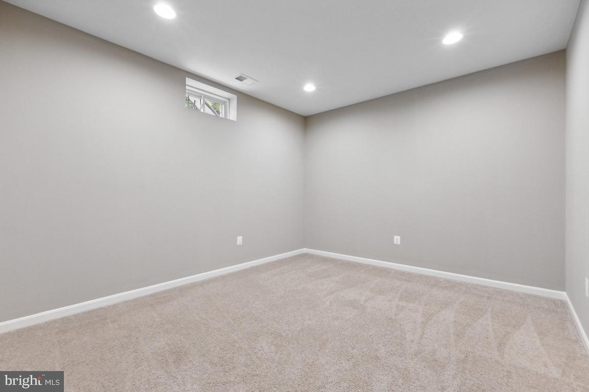 18205 Jillian Ln
