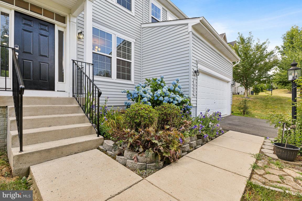 18205 Jillian Ln