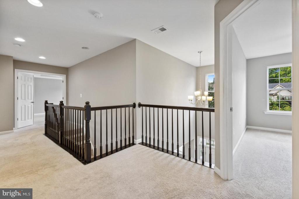 18205 Jillian Ln