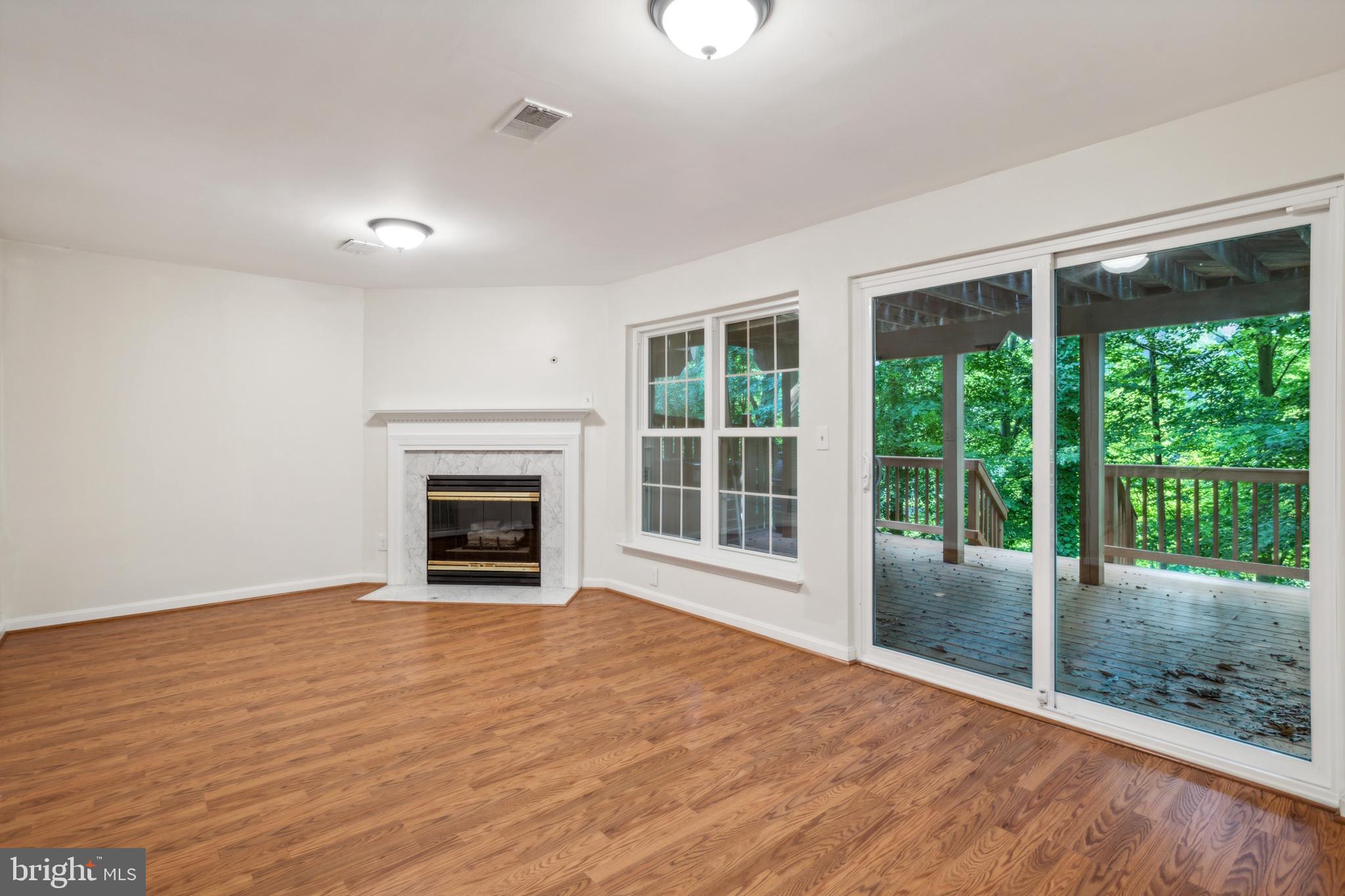 4969 Buena Vista Dr