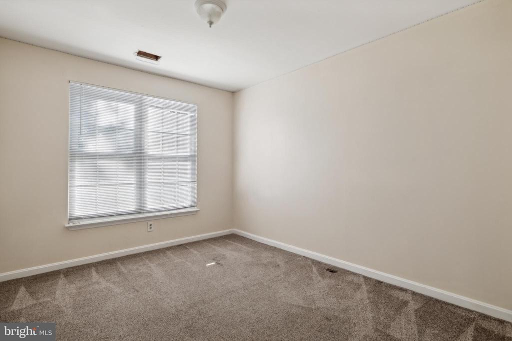 4969 Buena Vista Dr