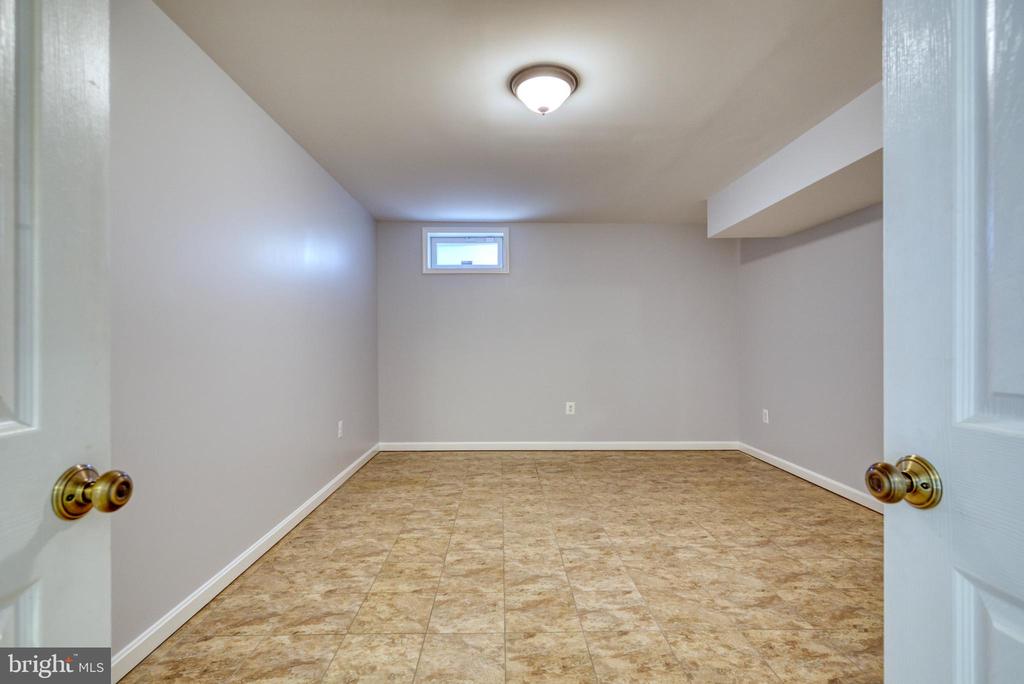 15852 Jester Ct
