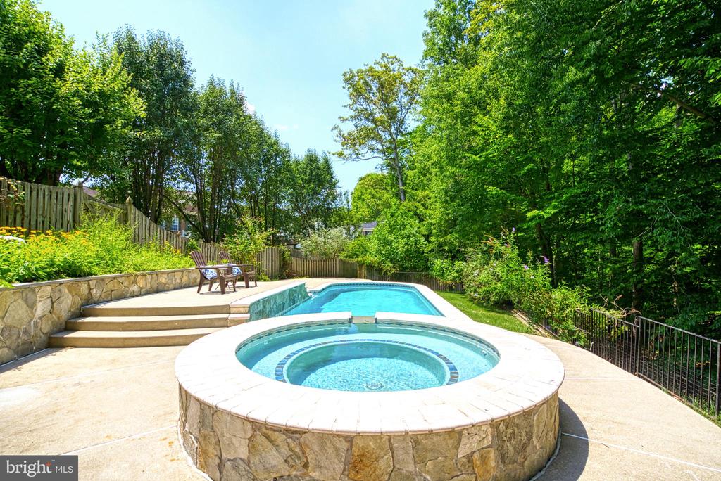 15852 Jester Ct