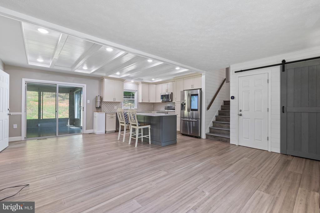 12525 Spring Dr