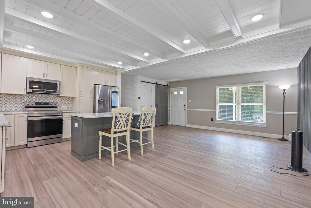 12525 Spring Dr