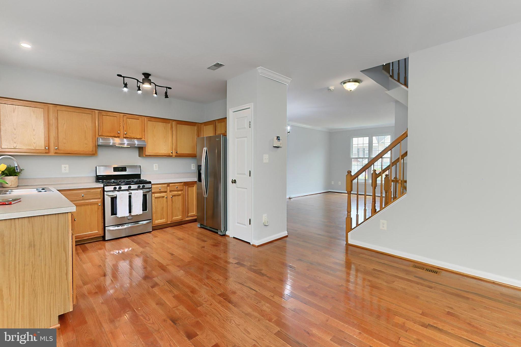 3822 Koval Ln