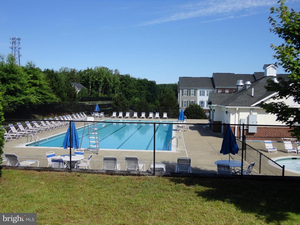 4106 POTOMAC HIGHLANDS CIR #3