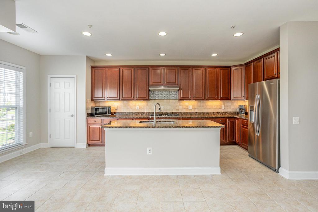 14896 Potomac Branch Dr #321a